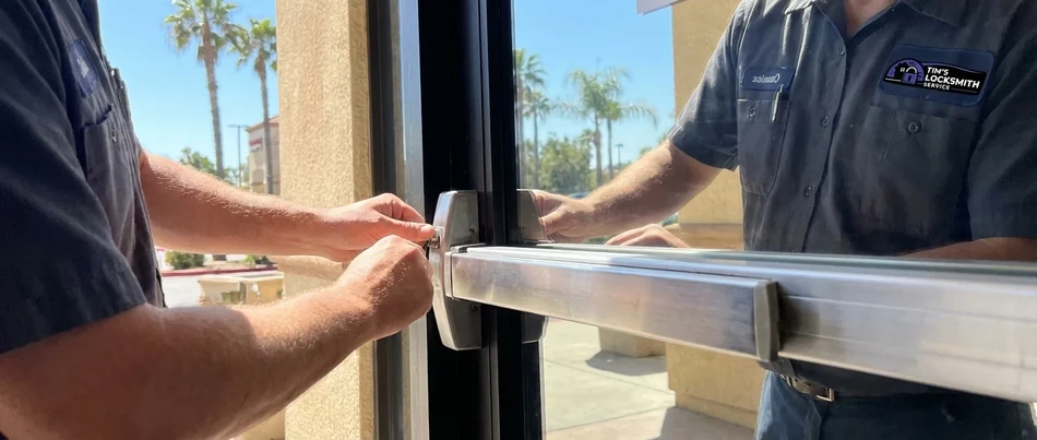 Commercial locksmith service in Fallbrook