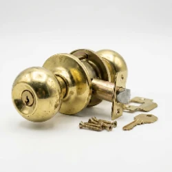 Locksmith scam red flag