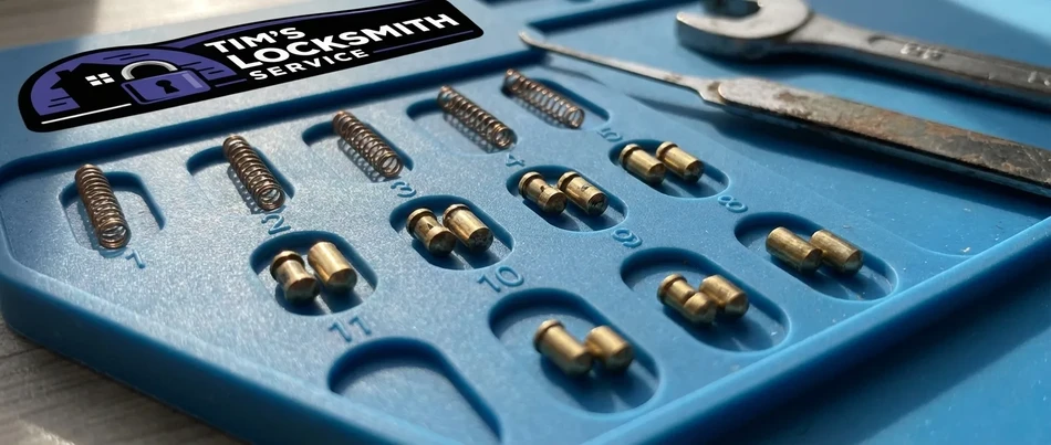 Kwikset SmartKey lock rekeying