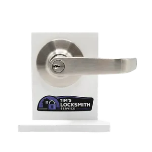 Master key pinning for a small office building as part of a suite renovation at a multi-tenant building in Fallbrook, California. Master key systems, storefront rekeys, panic bars, and restricted keyways handled for commercial accounts.